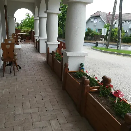 Nádasház